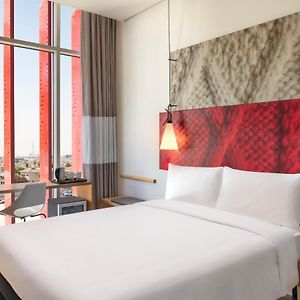 Connecting Family Suite